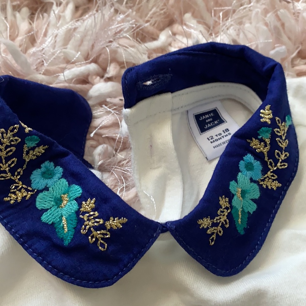 Janie and Jack long ruffle cuff sleeve Peter Pan embroidered collar